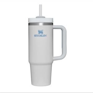 NWT Stanley Quencher Tumbler 40 oz- Fog
